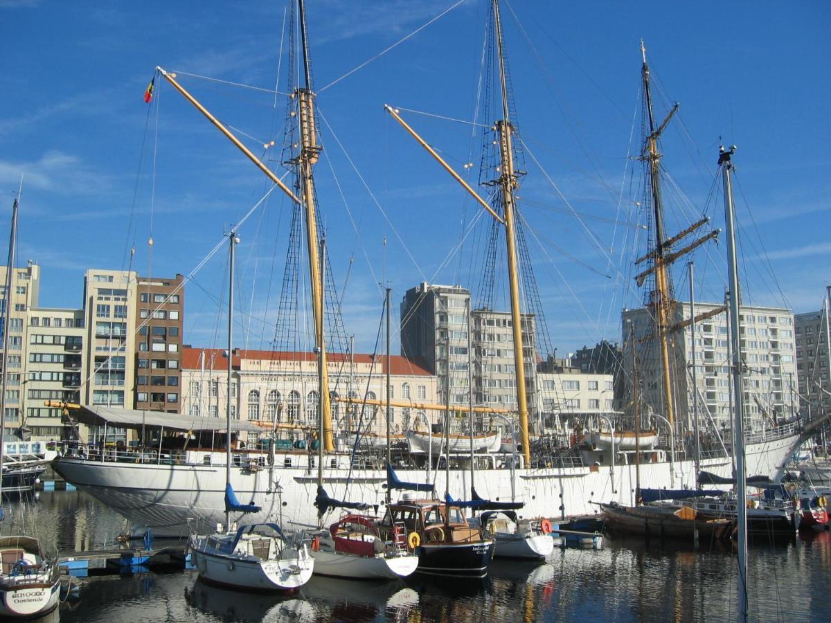 Apartment Sauvignon Centrum Met Garagestaanplaats Ostende